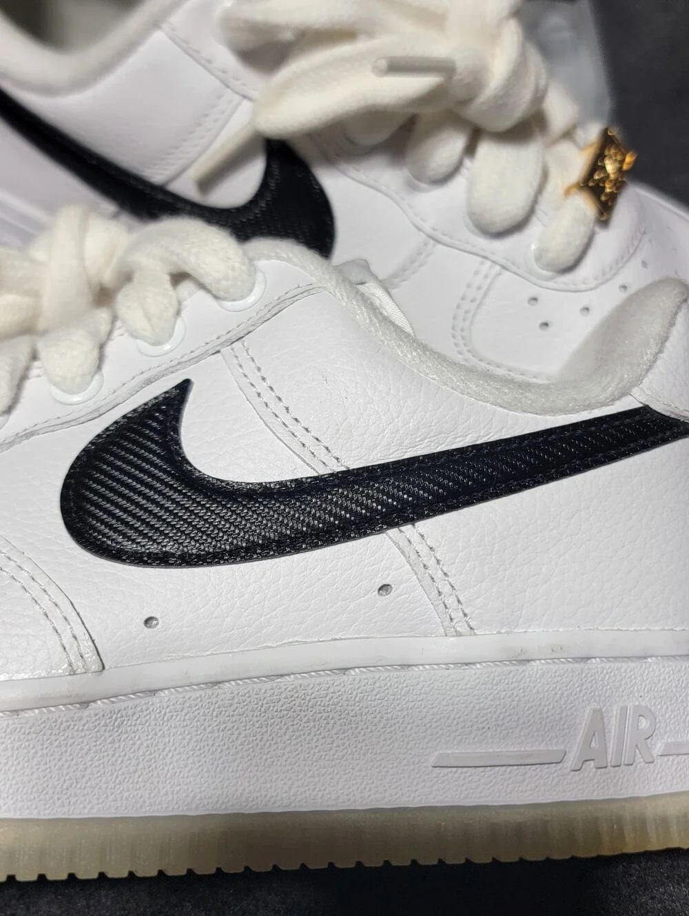 Nike Air Force 1 '07 Premium 'Bronx Origins' sneakers